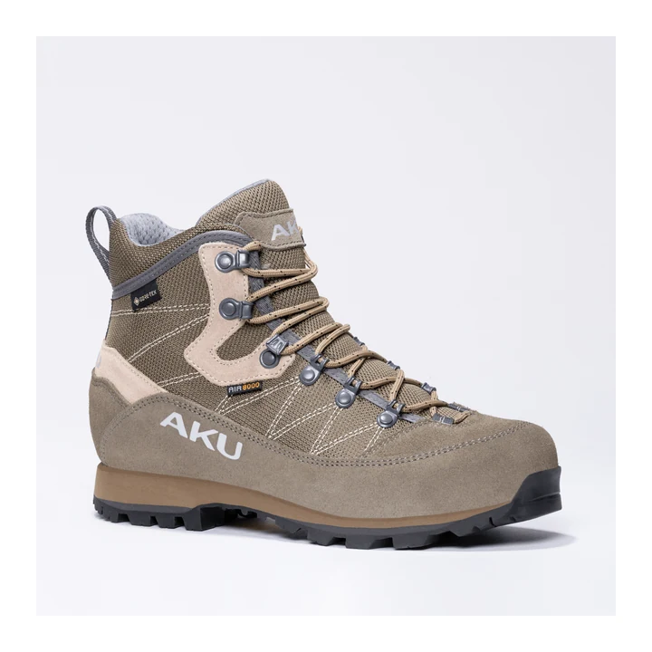 Женские треккинговые ботинки AKU Trekker Lite III GTX WS