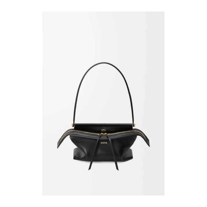 Сумка Loewe Small Whisker из телячьей кожи — Black