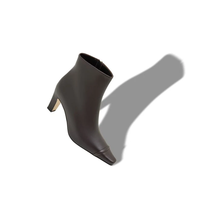 Ботильоны Manolo Blahnik Vivecal из коричневой кожи