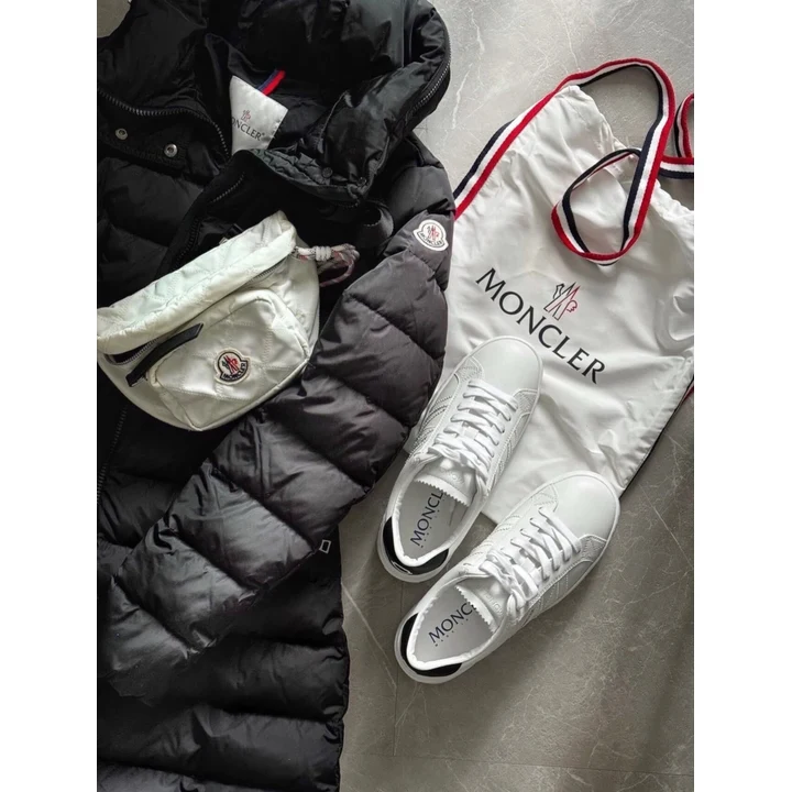Кросівки Moncler