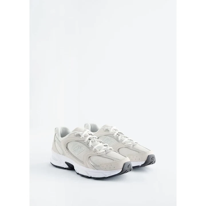 Бежево-сірі кросівки New Balance 530