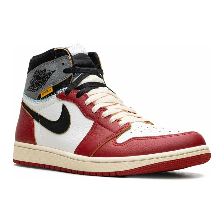 Кроссовки Air Jordan 1 Retro High Chicago