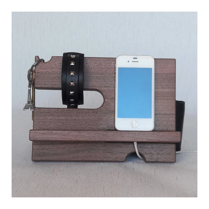 Деревянная док-станция Etsy для смартфона