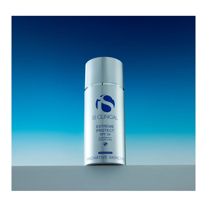 Крем iS Clinical Extreme Protect SPF 40