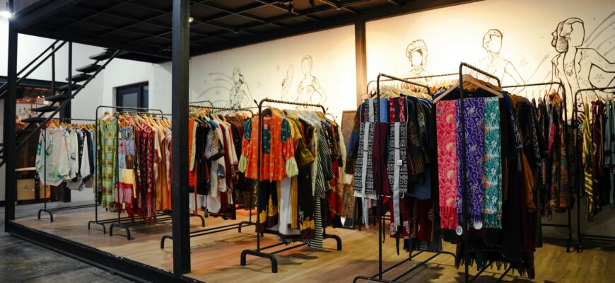 Аналоги Zara: 7 європейських брендів масмаркету, які варто спробувати