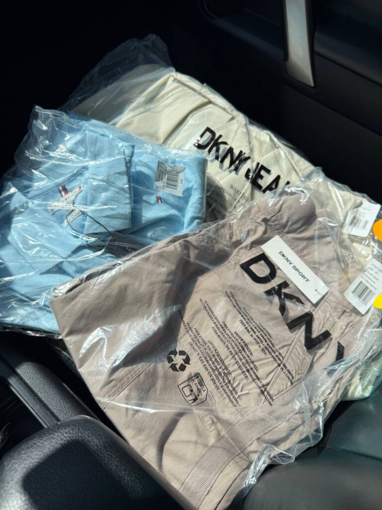 Комплект одягу DKNY із замовлення клієнта VIPBRAND.