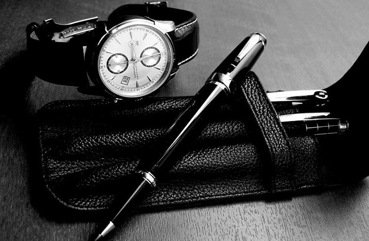 Годинник і ручка Montblanc у шкіряному футлярі