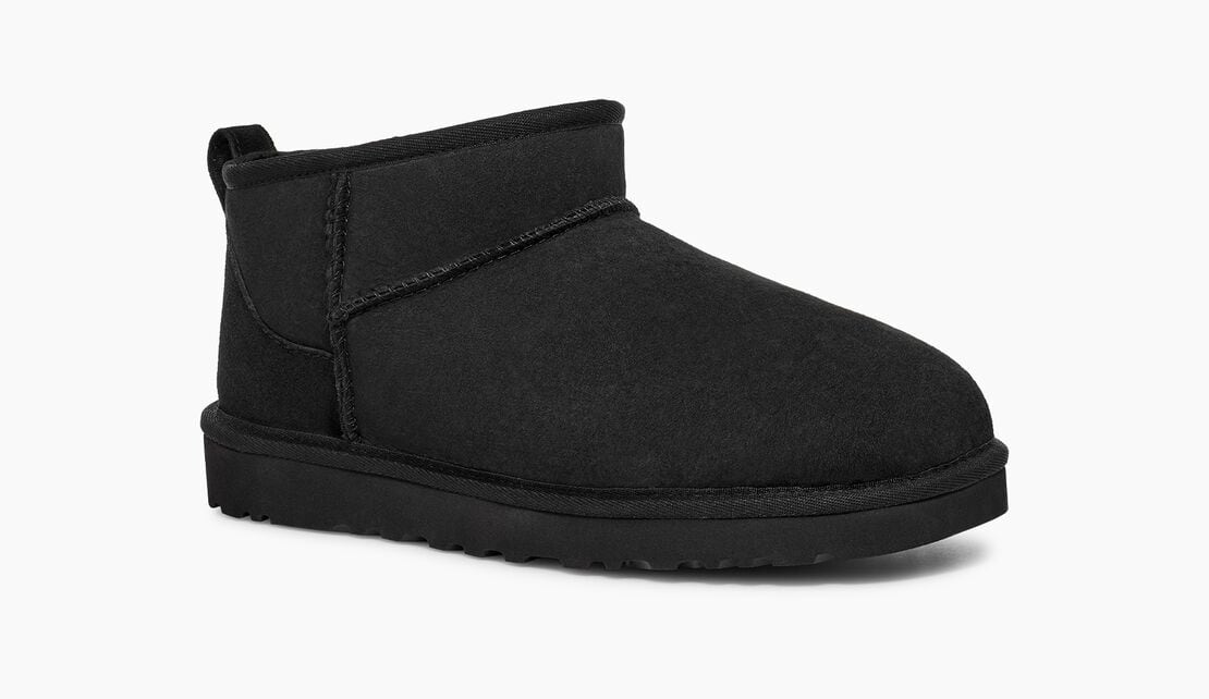 Чоловічі чорні черевики UGG Classic Ultra Mini