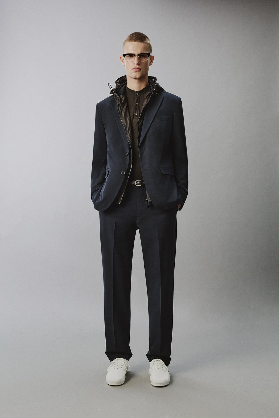 Чоловічий костюм Zara у сучасному стилі